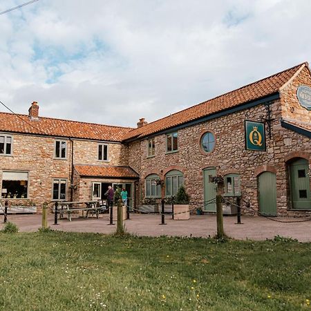 The Queens Chew Magna ภายนอก รูปภาพ